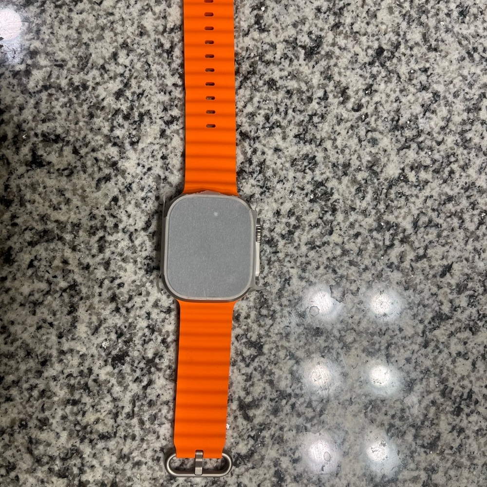Apple Watch Ultra - Picture 1 of 2
